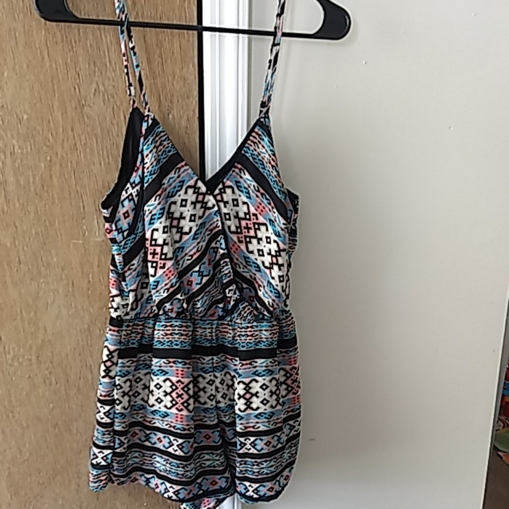 NWT printed romper/playsuit/jumpsuit